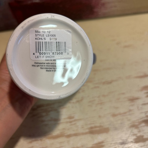 St. Nicholas square let it snow mug - Picture 6 of 11